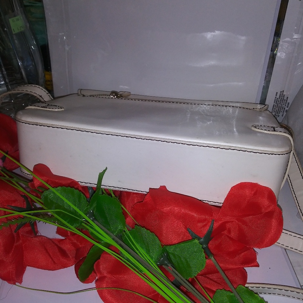 Bags - Picture 6 of 6